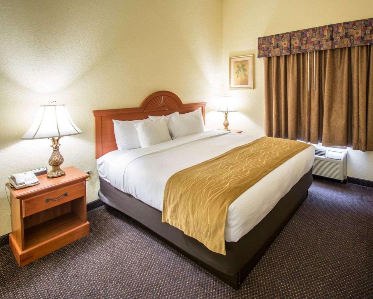 Comfort Inn & Suites Jupiter I-95 Экстерьер фото