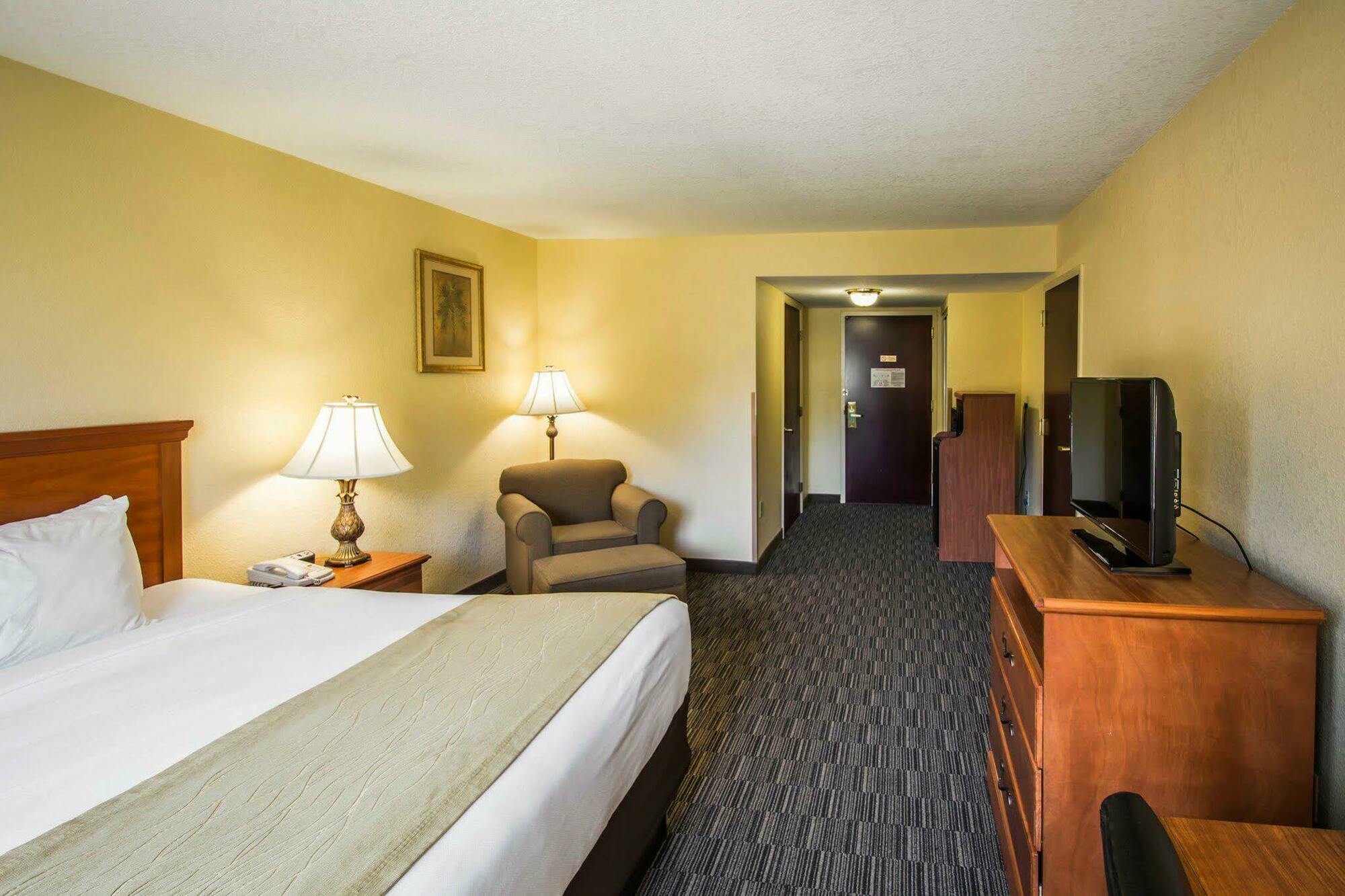 Comfort Inn & Suites Jupiter I-95 Экстерьер фото